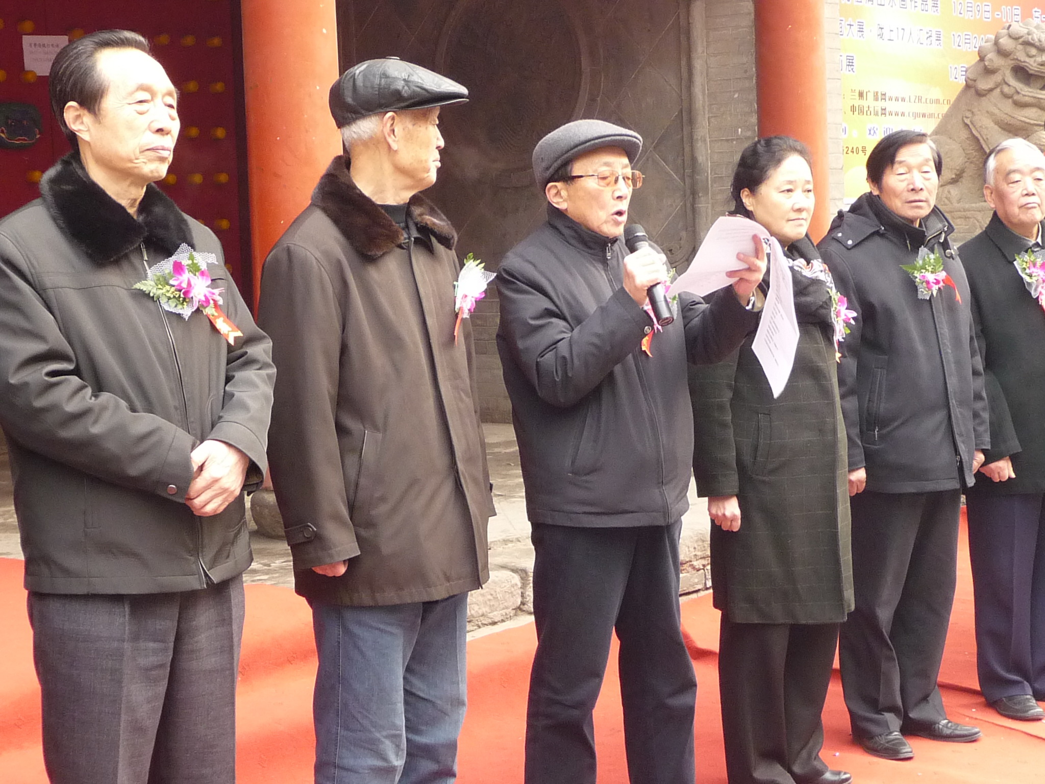 点击图片,在新窗口显示原始尺寸