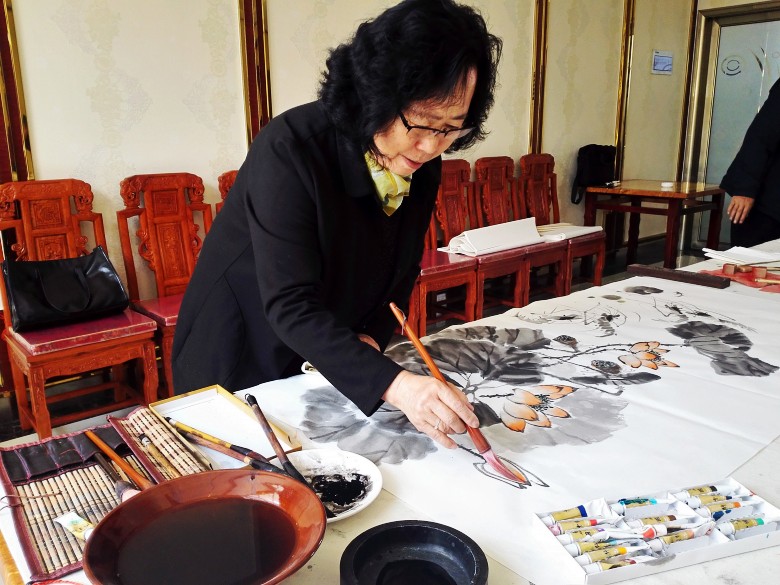 点击图片,在新窗口显示原始尺寸