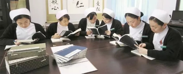 �������д�ָ�����