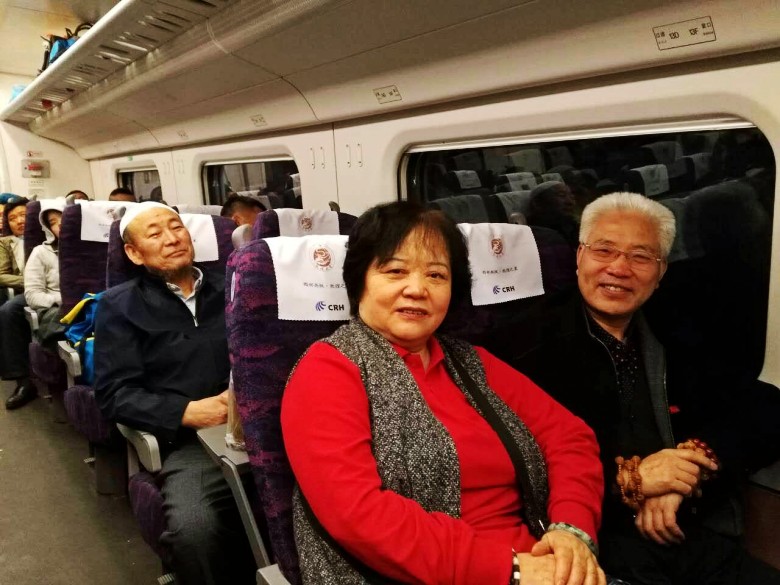 点击图片,在新窗口显示原始尺寸