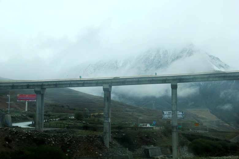 点击图片,在新窗口显示原始尺寸