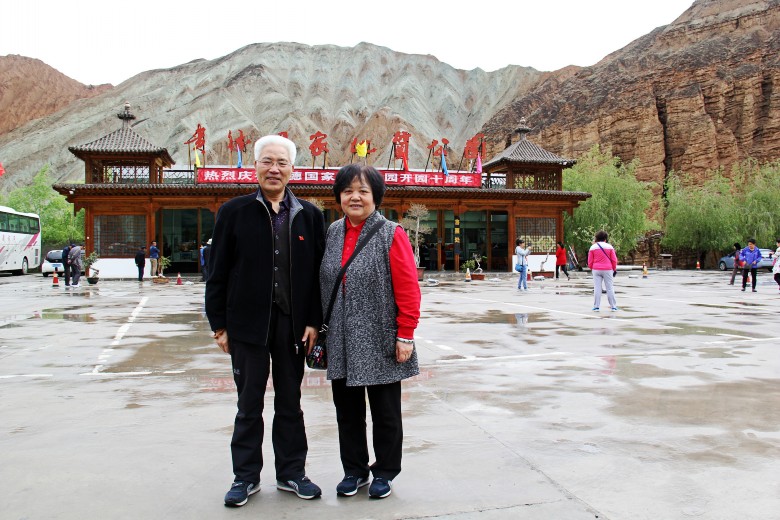 点击图片,在新窗口显示原始尺寸