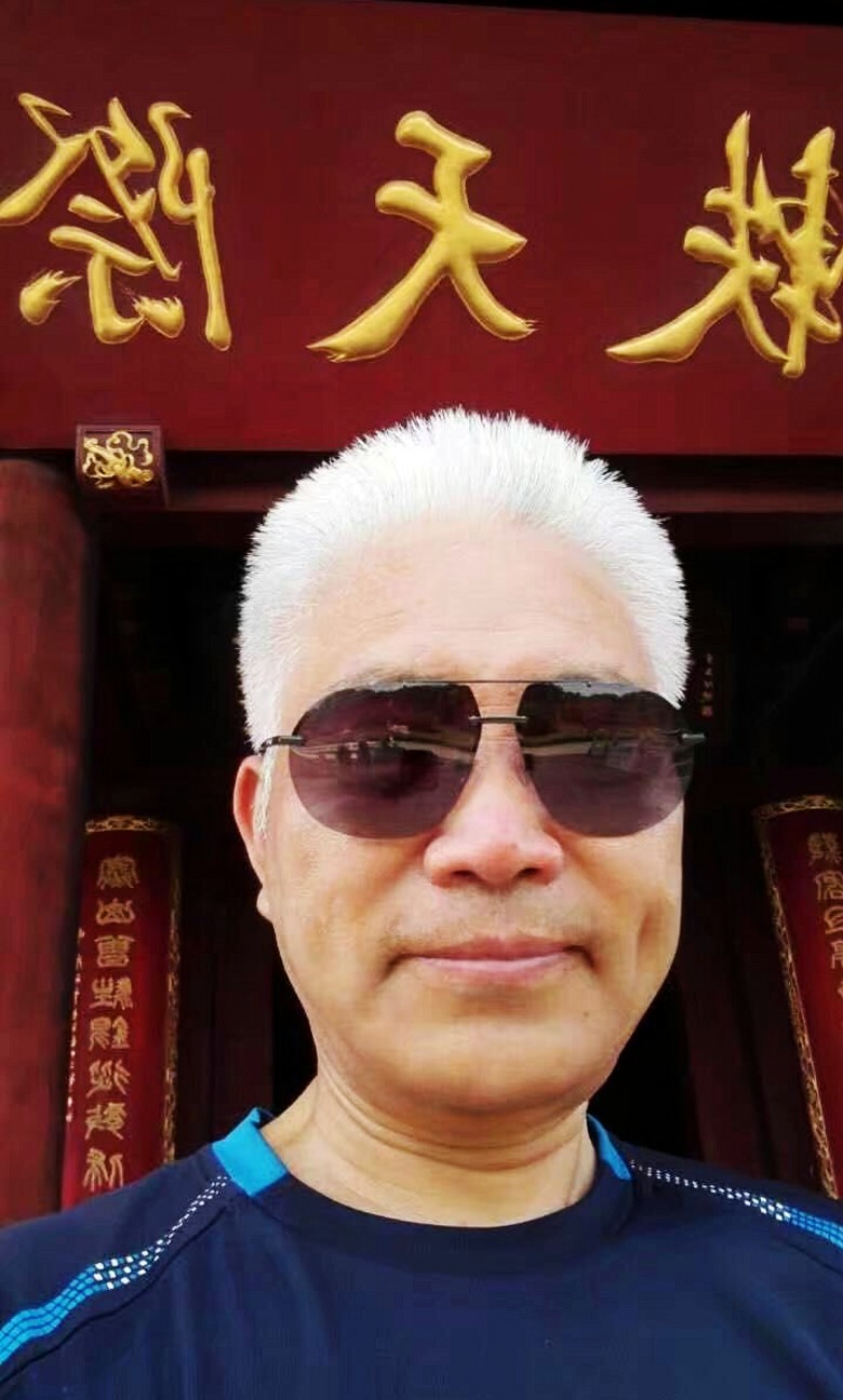 点击图片,在新窗口显示原始尺寸